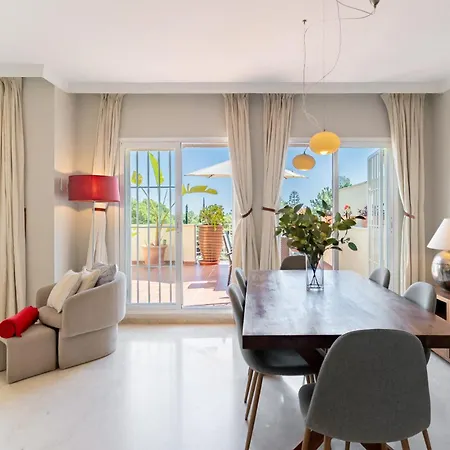 Piso-lechuza Elviria * Marbella